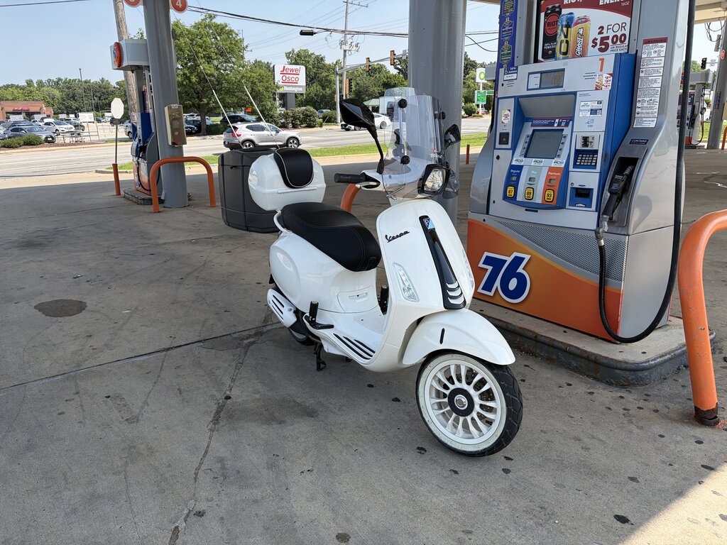 scooter_station.JPG